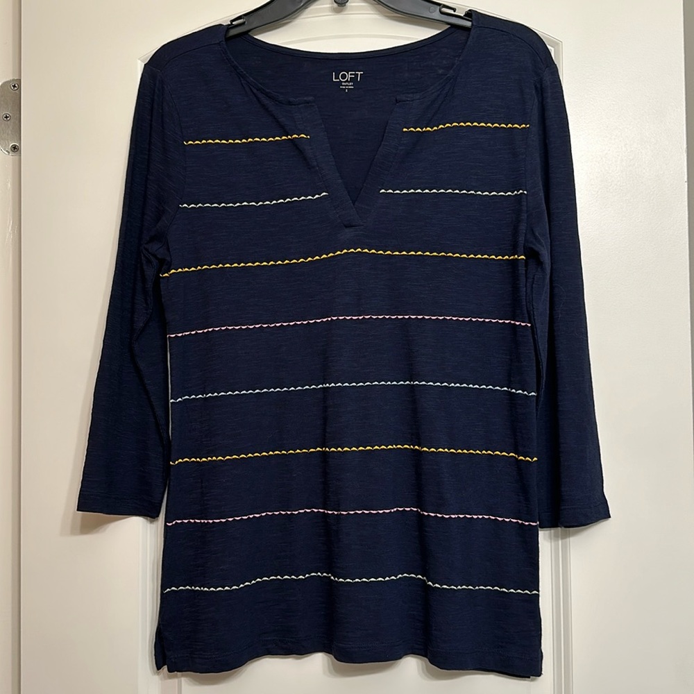 NWOT LOFT Outlet Women’s 100% Cotton V-Neck Embroidered Blouse